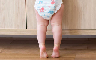 Combien de couches par jour pour bébé ? Guide selon son âge !